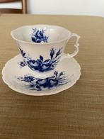 Kop en schotel ROYAL ALBERT bone china connoisseur, Antiek en Kunst, Antiek | Servies los, Ophalen of Verzenden
