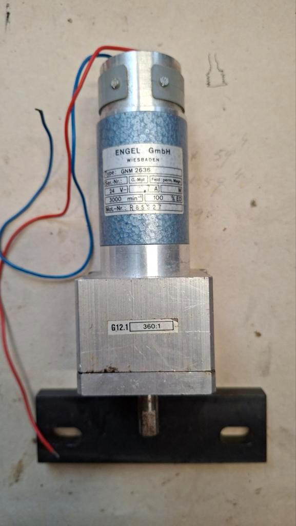 24V DC Motor met Vertragingskast 360:1 Zeer sterk!, Doe-het-zelf en Verbouw, Motoren, Nieuw, Elektromotor, Ophalen of Verzenden