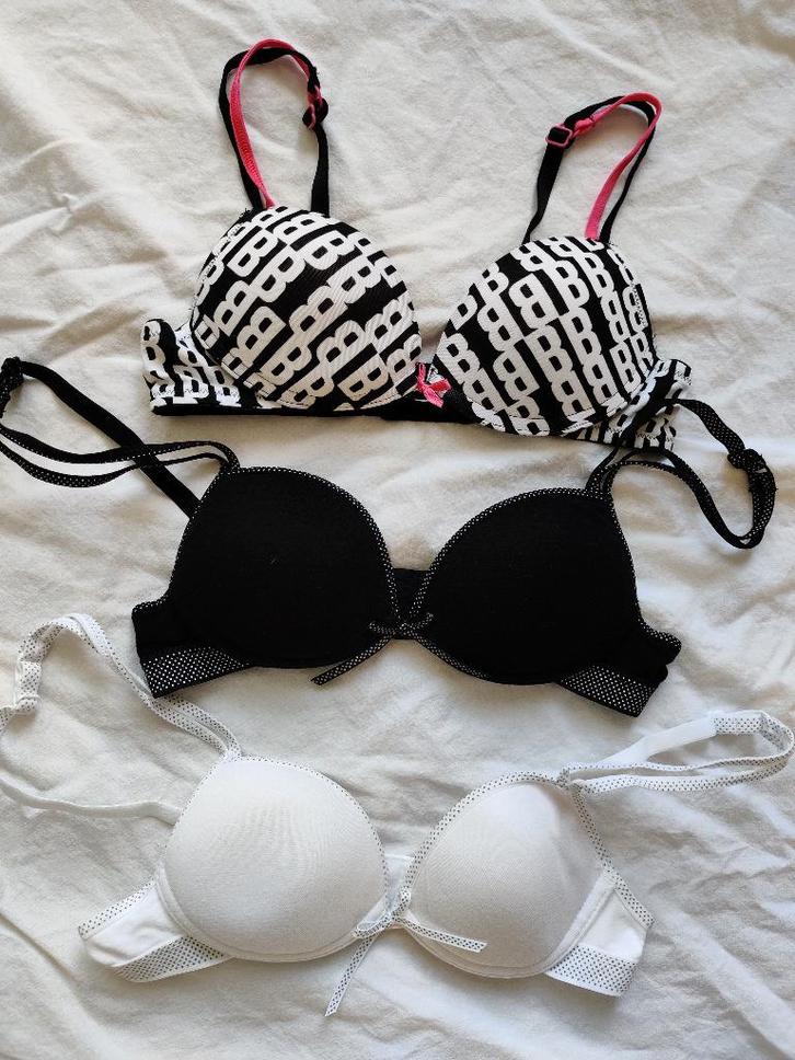 Set van 3 tiener bh's van Boobs & Bloomers maat 70A, Kinderen en Baby's, Kinderkleding | Overige, Nieuw, Meisje, Ophalen