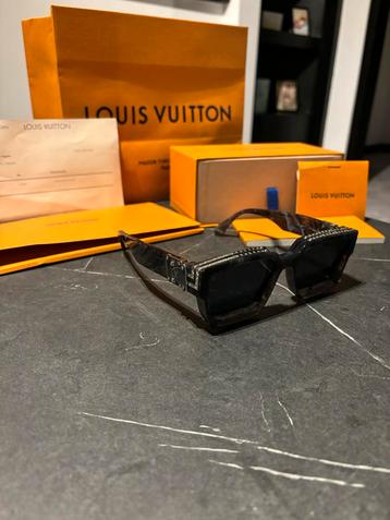 Louis Vuitton Millionaire Zonnebril Marble Grit beschikbaar voor biedingen