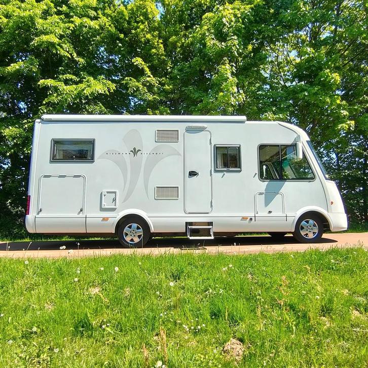 Niesmann & Bischoff Arto 69L zéér netjes nu scherp geprijsd, Caravans en Kamperen, Campers, Bedrijf, Integraal, Niesmann+Bischoff