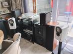 2 Kef iq10 speakers wit met of zonder standaard, Gebruikt, 60 tot 120 watt, Front, Rear of Stereo speakers, Ophalen