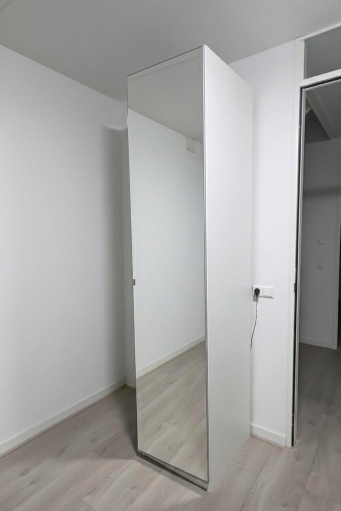 Ikea Pax kast wit met spiegeldeur 50x60x236, Huis en Inrichting, Kasten | Kledingkasten, 200 cm of meer, 50 tot 100 cm, 50 tot 75 cm