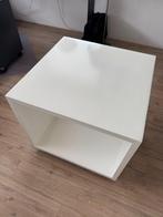 houten kubus (bijzet)tafel verrijdbaar, Huis en Inrichting, Ophalen, Gebruikt, 55 tot 75 cm, 60 cm of meer