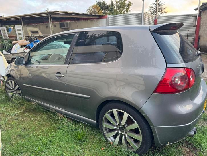 Volkswagen Golf 1.9 TDI 66KW 2005 Grijs, Auto's, Volkswagen, Particulier, Golf, Diesel, C, Hatchback, Handgeschakeld, Geïmporteerd