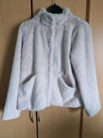 Jas fluffy kleur ecru mt L, Ophalen, Zo goed als nieuw, Beige