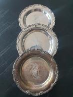 Djokja zilver - Schoteltjes met wajangfiguren, Antiek en Kunst, Antiek | Goud en Zilver, Ophalen of Verzenden, Zilver