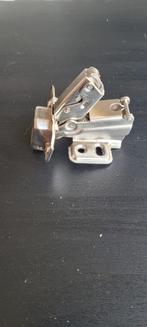 Metalen Scharnier - Gebruikt, Doe-het-zelf en Verbouw, Hang- en Sluitwerk, Ophalen of Verzenden, Gebruikt, Chroom, Scharnier