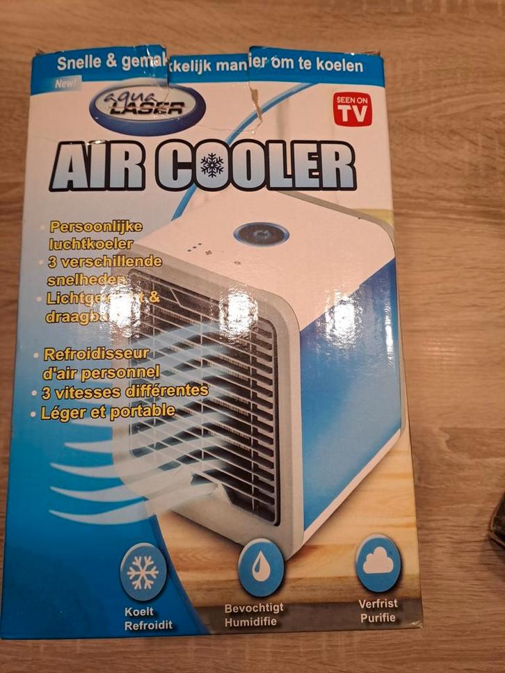Persoonlijke luchtkoeler merk; aqua laser, Witgoed en Apparatuur, Ventilatoren, Zo goed als nieuw, Tafelventilator, Ophalen of Verzenden