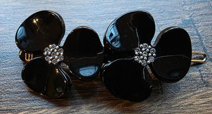 Alexandre De Paris haarspeld dubbele bloem 6 cm CAMÉLIA A., Sieraden, Tassen en Uiterlijk, Uiterlijk | Haarverzorging, Zo goed als nieuw