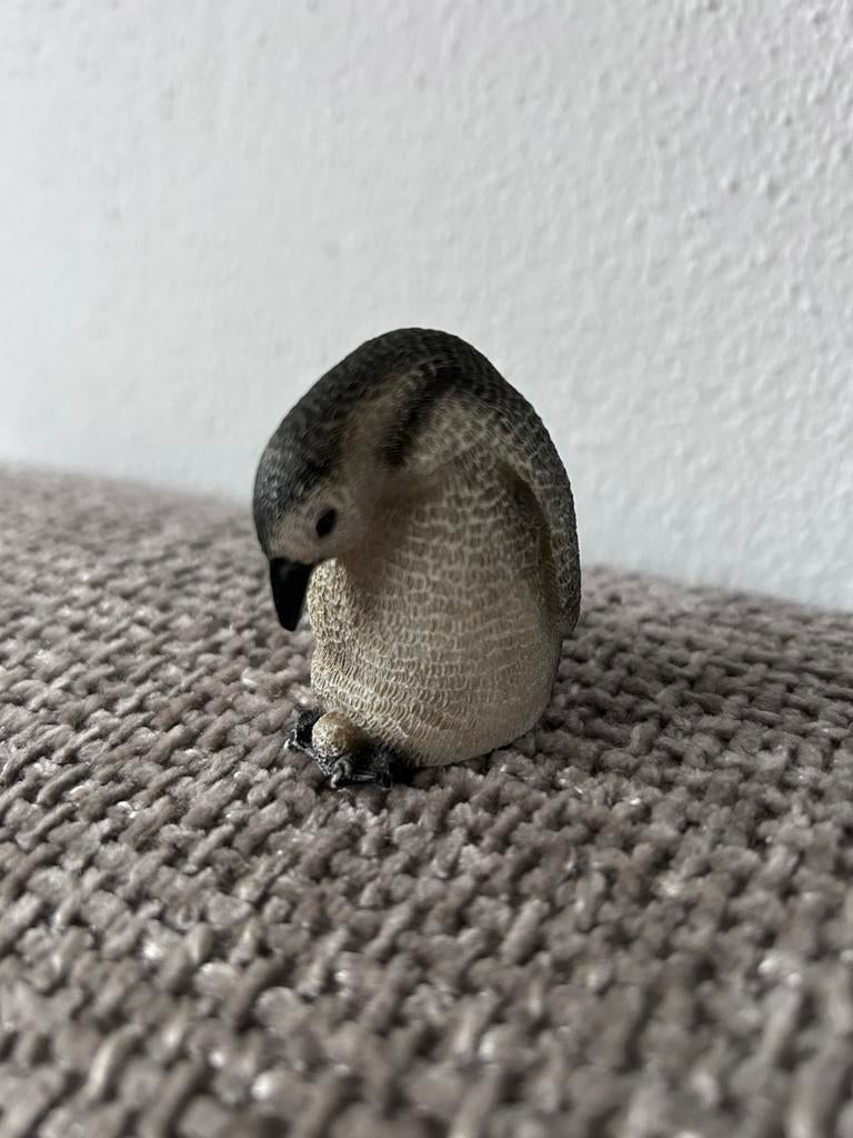 Beeldje pinguin 5 cm, Tuin en Terras, Tuinbeelden, Ophalen of Verzenden, Zo goed als nieuw, Kunststof, Dierenbeeld