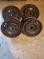 16 inch velgen met eventueel  Nissan Qashqai wieldoppen, Velg(en), 16 inch, Ophalen of Verzenden, All Season