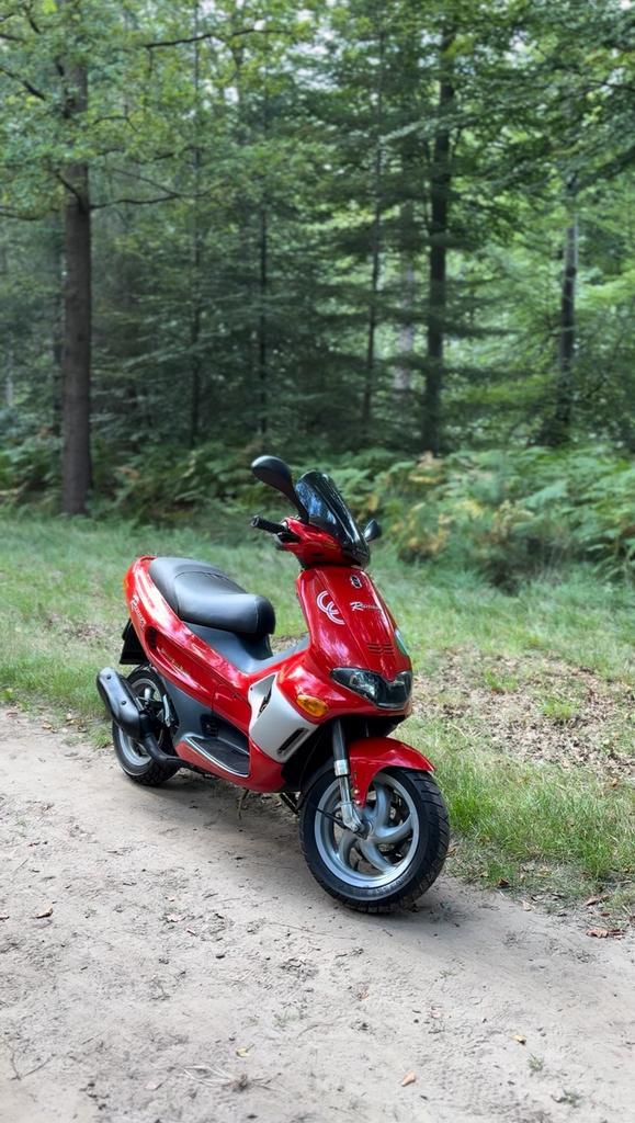 Gilera Runner DD 50cc 2T, Fietsen en Brommers, Scooters | Piaggio, Zo goed als nieuw, Overige modellen, Maximaal 45 km/u, Tweetakt