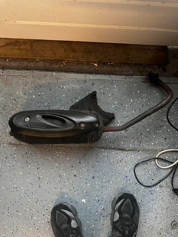 Piaggio Zip 4t 50cc uitlaat origineel beschikbaar voor biedingen