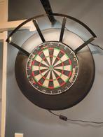 Dartbord Winmau + verlichting Winmau + surround., Sport en Fitness, Darts, Ophalen of Verzenden, Gebruikt, Dartbord