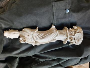 Quanyin  beschikbaar voor biedingen