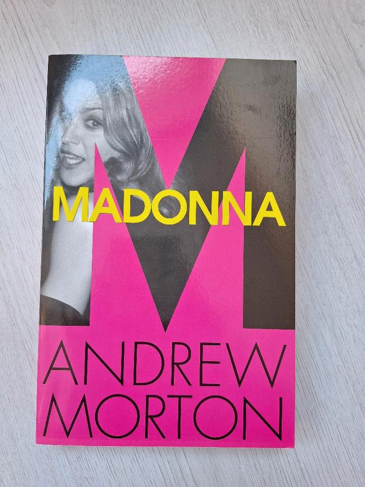 Boek Madonna van Andrew Morton, Boeken, Biografieën, Nieuw, Film, Tv en Media, Ophalen of Verzenden