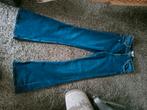 Bershka flared jeans - maat 36, Blauw, Zo goed als nieuw, W28 - W29 (confectie 36), Bershka