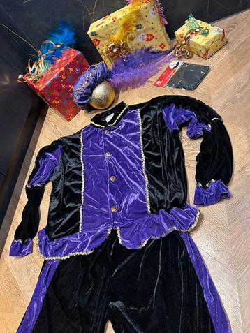 Pietenpak maat l dames paars zwart als nieuw Sinterklaas set beschikbaar voor biedingen
