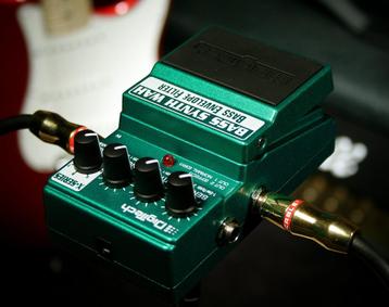 Digitech Bass synth wah beschikbaar voor biedingen