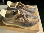 Yeezy boost 350 v2 ash pearl maat 42 2/3, Kleding | Heren, Schoenen, Ophalen, Nieuw, Overige kleuren