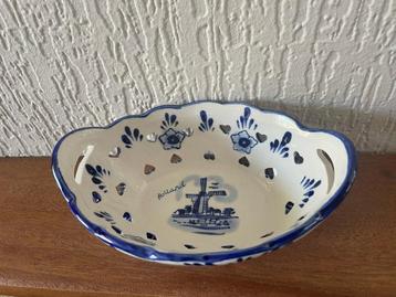 Delft blauw schaaltje. 15 x 10 x 6,5 cm (L x B x H) beschikbaar voor biedingen