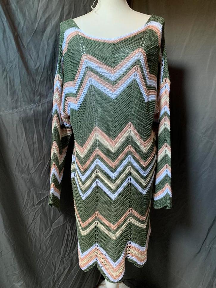 Nieuwe gebreide jurken 40/42 groen of roze, Kleding | Dames, Jurken, Zo goed als nieuw, Maat 38/40 (M), Groen, Onder de knie, Ophalen of Verzenden