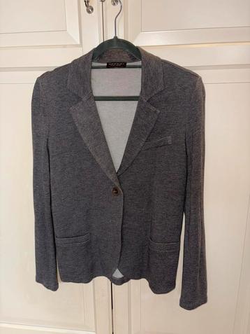 Repeat vest maat 42 beschikbaar voor biedingen