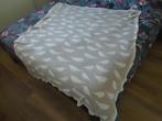 beige katoenen gebreide plaid met vogelprint, 135 x 145 cm, Ophalen of Verzenden, Gebruikt