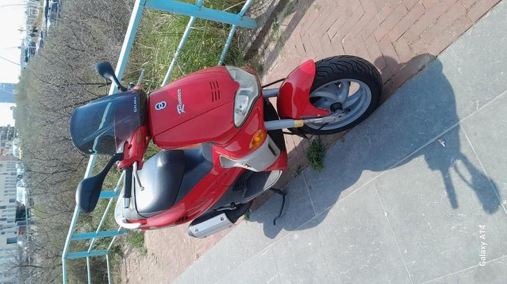 gilera runner fxr dd mo8 a2, Fietsen en Brommers, Snorfietsen en Snorscooters, Zo goed als nieuw, Gilera, Ophalen