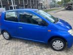 Daihatsu Cuore 1.0 3D 2005 Blauw, Auto's, 600 kg, Origineel Nederlands, 989 cc, Handgeschakeld