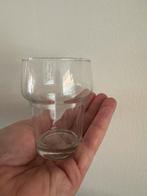 8 mini pils glaasjes - grappige glaasjes - 13 cl, Verzamelen, Glas en Borrelglaasjes, Ophalen of Verzenden, Zo goed als nieuw