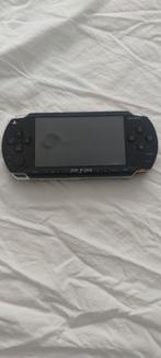 Psp 1004, goede conditie + Doos, geheugen stick en oplader, Spelcomputers en Games, Spelcomputers | Sony PSP, Ophalen of Verzenden