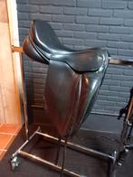 Hulzebos Dressuurzadel – 18 inch – Direct inzetbaar!, Ophalen of Verzenden, Zo goed als nieuw, Dressuur