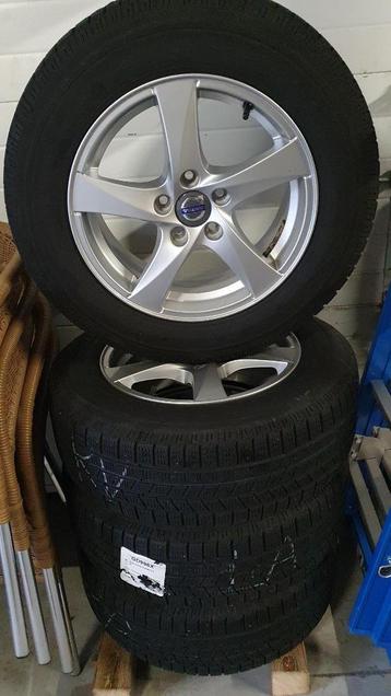 Winterbanden voor Volvo beschikbaar voor biedingen