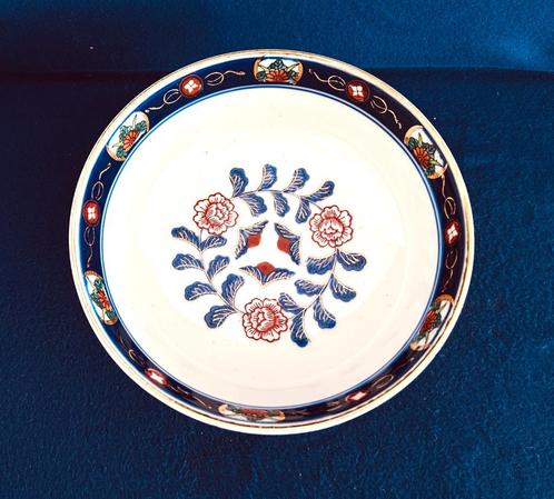 IMARI Japanse Schaal Grote Pioenrozen Gemerkt (1), Antiek en Kunst, Antiek | Porselein, Ophalen