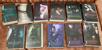 leuke complete serie van 12 boeken P.C.Cast & Kirstin Cast beschikbaar voor biedingen