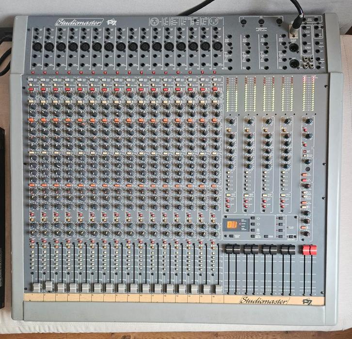 Studiomaster P7 Mengpaneel - 16 Kanaals, Muziek en Instrumenten, Mengpanelen, Gebruikt, Ophalen