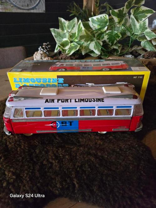 speelgoedlimousine, specifiek een "Airport Limousine" model, Antiek en Kunst, Antiek | Speelgoed, Ophalen