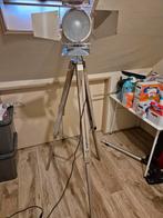 Stoere driepoot lamp met RVS LED accenten, Huis en Inrichting, Lampen | Vloerlampen, Ophalen, Gebruikt, 100 tot 150 cm, Metaal