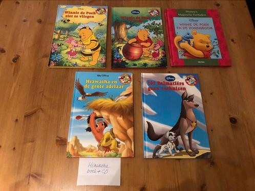 Disney boekenclub : Hiawatha , Winnie de Poeh ,  dalmatiërs, Boeken, Kinderboeken | Kleuters, Zo goed als nieuw, 4 jaar, Jongen of Meisje