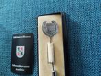 zilveren of verzilverde pin speld 25 jaar lid VBM, Verzamelen, Speldjes, Pins en Buttons, Ophalen, Zo goed als nieuw, Overige onderwerpen