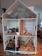 Te koop barbiehuis., Kinderen en Baby's, Speelgoed | Poppenhuizen, Ophalen of Verzenden, Zo goed als nieuw, Poppenhuis