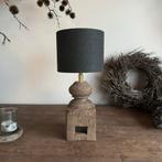 Unieke oude houten trapbaluster lamp van Aura Peeperkorn L3, Hout, Nieuw, Ophalen of Verzenden, Frieda Dorresteijn, Hoffz, Aura Peeperkorn, landelijk, Sober