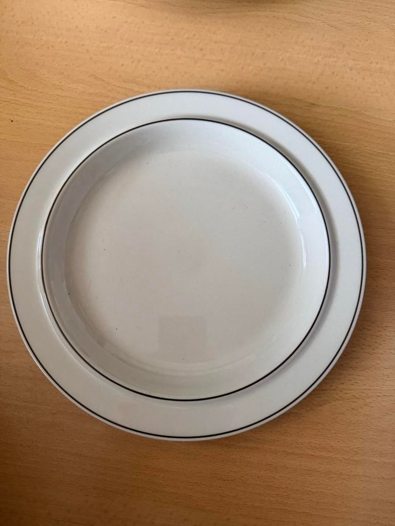 Arabia Finland Fennica borden, Ophalen