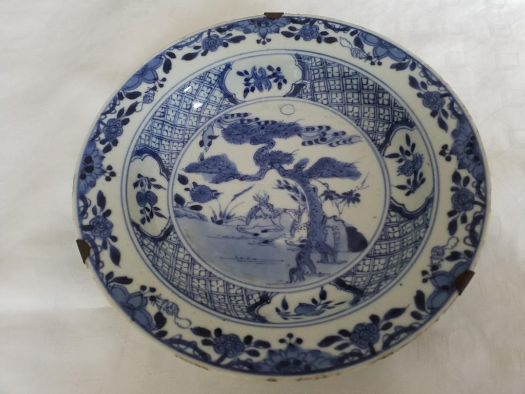 Antieke Chinese Porseleinen Schotel, Late Ming Dynastie, Ophalen of Verzenden