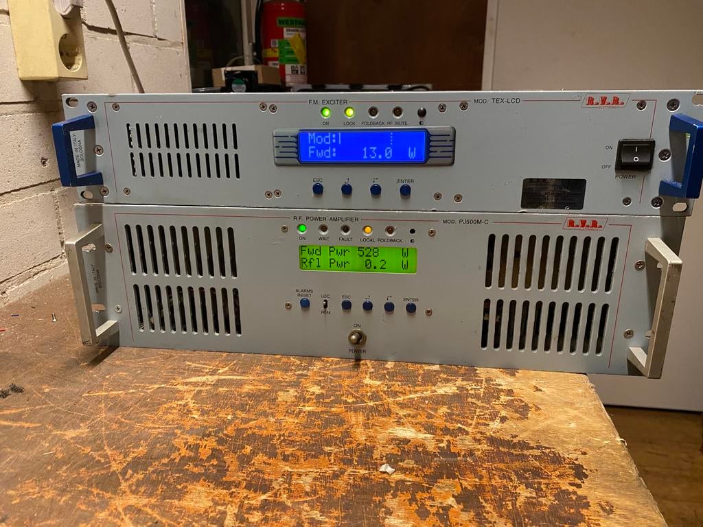 RVR PJ500LCD 500w, Ophalen, Gebruikt, Zender