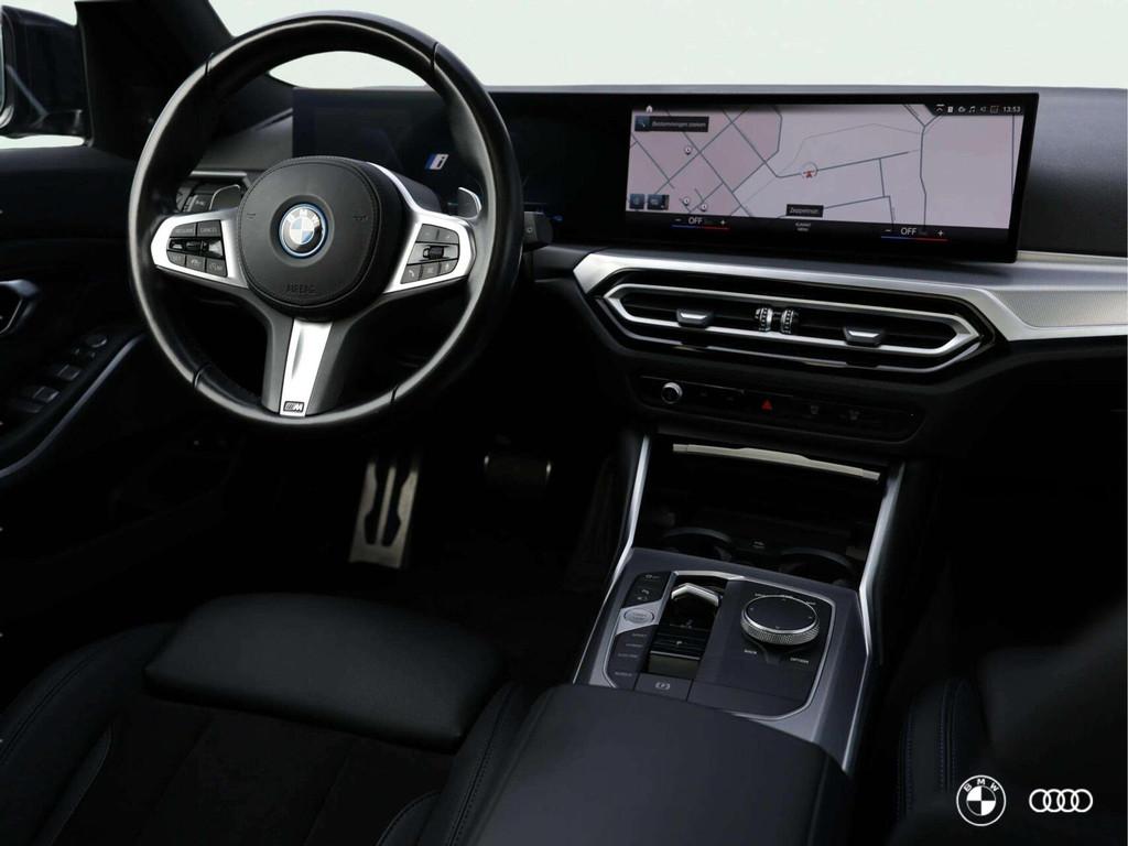 BMW 330e M SPORT / PANODAK / ACC / HARMANKARDON / TREKHAAK /, Auto's, BMW, 1998 cc, Achterwielaandrijving, 4 cilinders, Met garantie (alle)