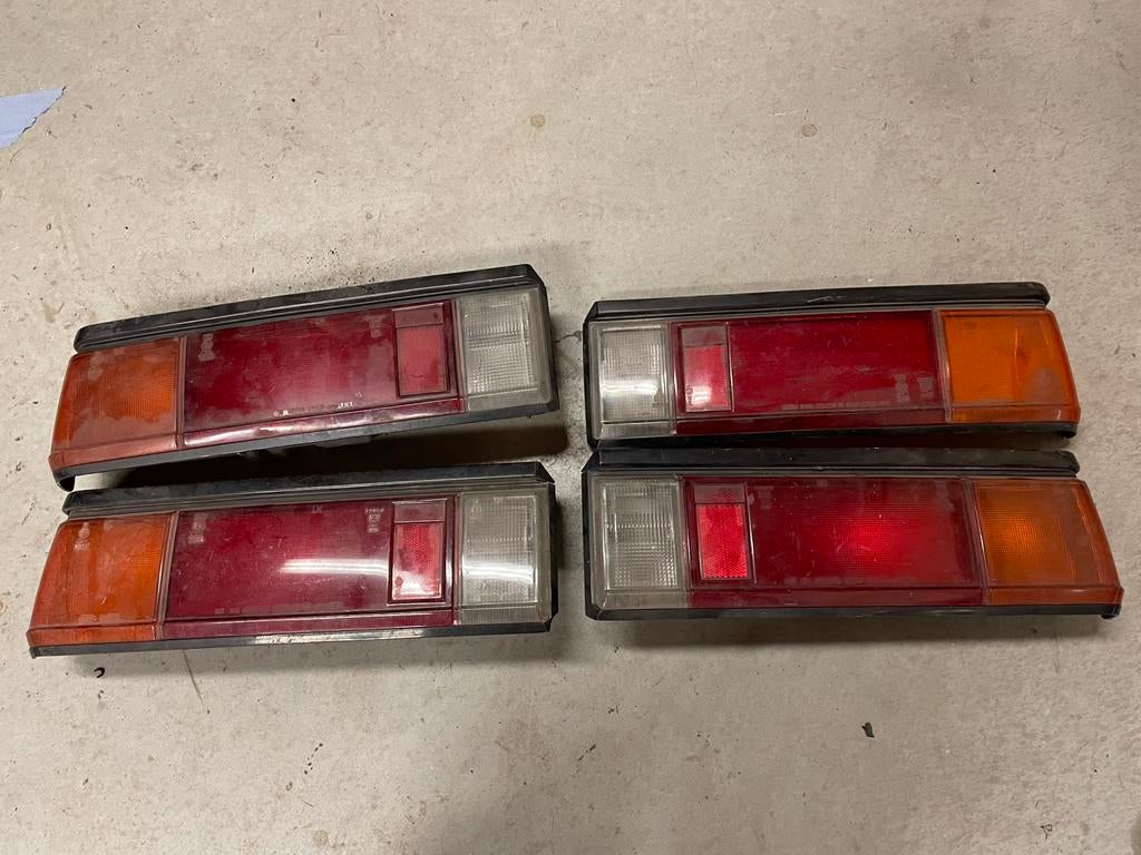 Toyota corolla ke70 sedan achterlichten gebruikt, Ophalen of Verzenden, Toyota