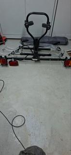 Verstelbare, afsluitbare en afklapbare fietsendrager, Auto diversen, Fietsendragers, Ophalen